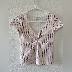 Brandy Melville heart tee
